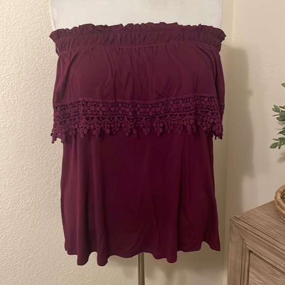 Off the shoulder top - Picture 3 of 5